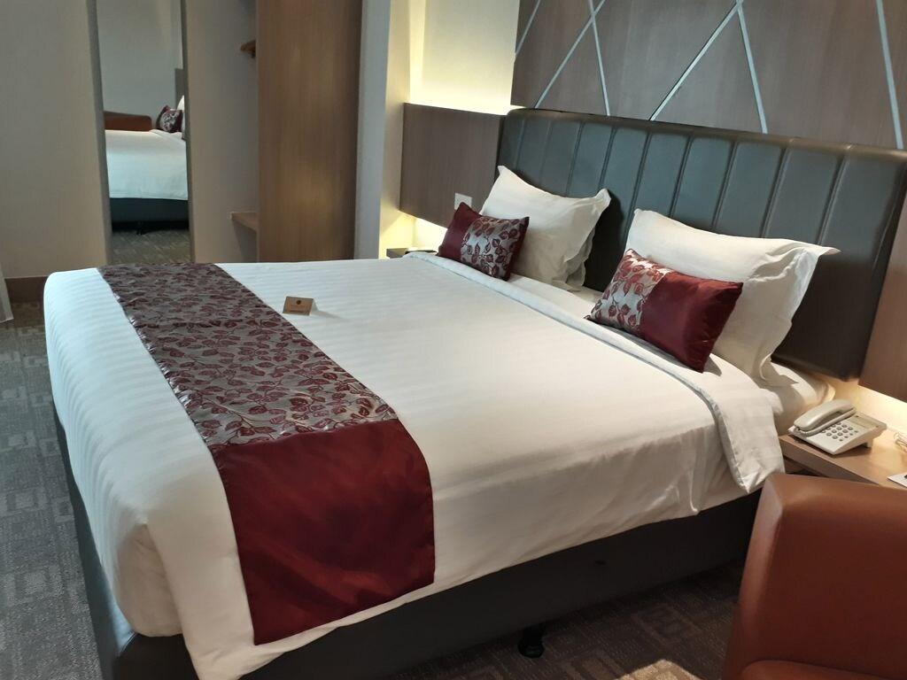 Demelia Hotel Makasar Zewnętrze zdjęcie