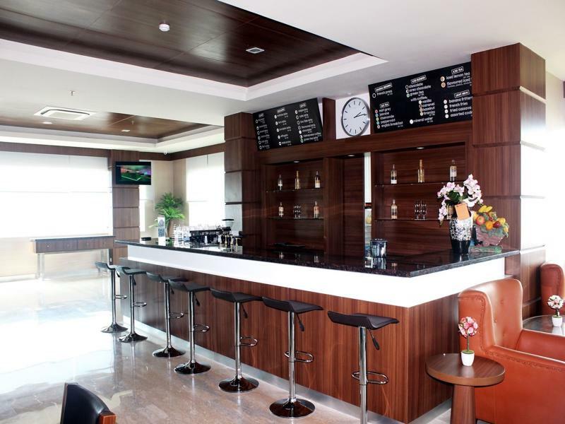 Demelia Hotel Makasar Zewnętrze zdjęcie